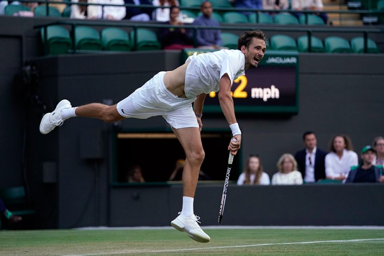 Medvedev od 0:2 protiv Čilića do osmine finala