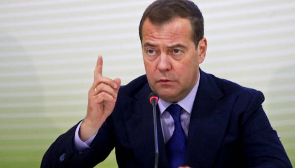 Medvedev prijeti: Primanje Švedske i Finske u NATO izazvat će vojni odgovor