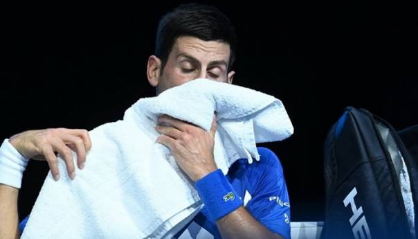 Medvedev razbio Đokovića!