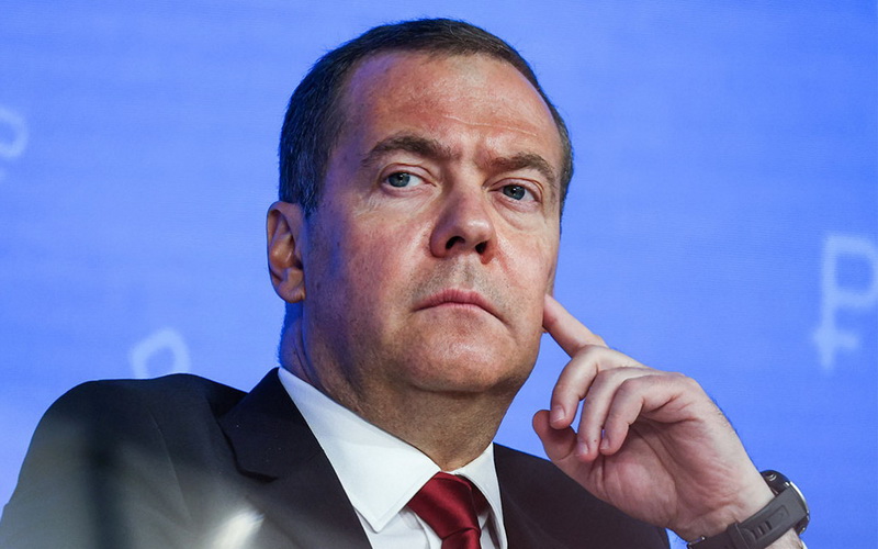 Medvedev: Rusija će se raspasti ako izgubi rat