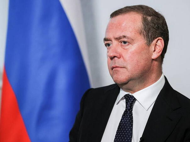 Medvedev upozorava Evropu: Dronovi će nastaviti padati na vaše zemlje