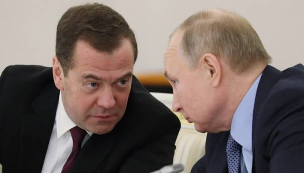 Medvedev: Zapad se približava svjetskom ratu