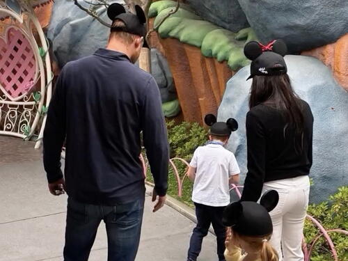 Meghan Markle otkrila nikada viđenu porodičnu fotografiju