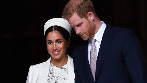 Meghan optužuje Buckinghamsku palaču za održavanje laži na životu