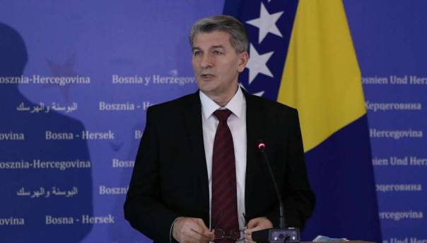 Mehmedović: Po hitnom postupku primiti BiH u NATO
