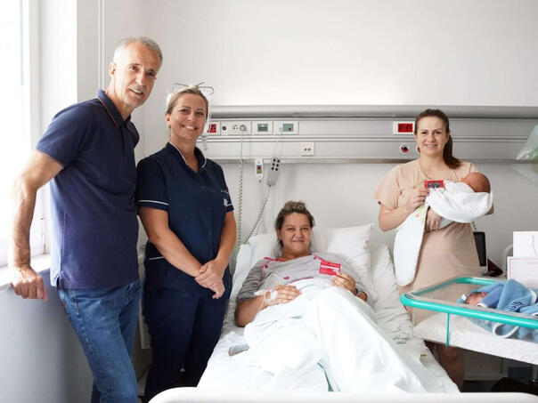 Meho Kodro učlanio novorođene bebe u FK Velež: To je simbol pripadnosti