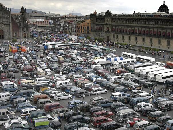 Meksiko povećava carine za 50 posto na uvoz auta iz Azije