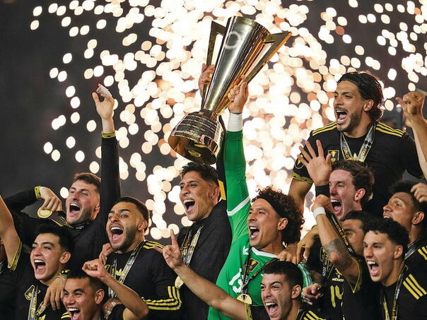 Meksiko preokretom srušio SAD i odbranio naslov: Ovo im je jubilarni 10. Gold Cup