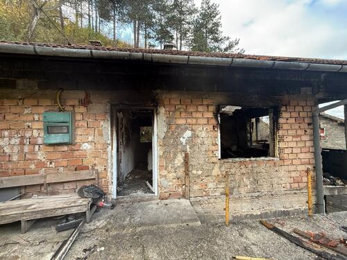 Melisa i Mirnes ostali bez krova nad glavom, potrebna im je pomoć dobrih ljudi