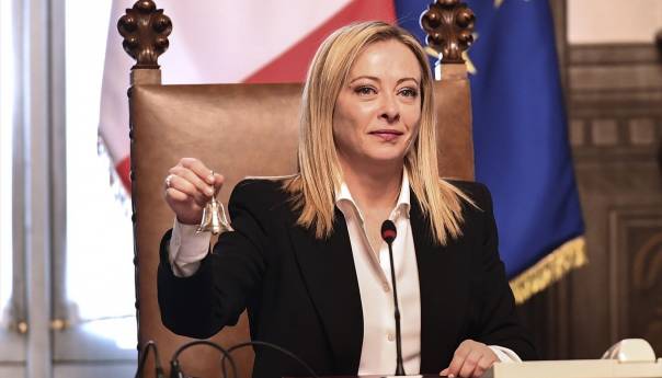 Meloni: Ekonomija će naredne godine biti u recesiji