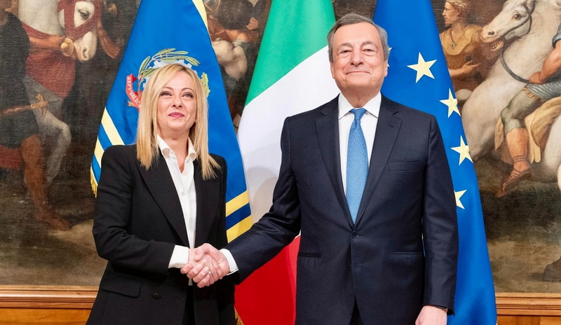 Meloni i formalno preuzela funkciju od Draghija