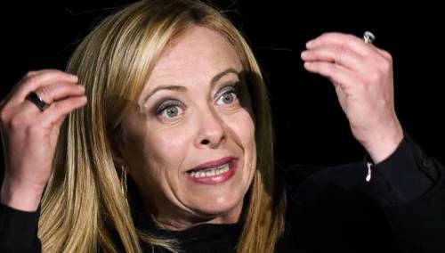 Meloni i Vlada Italije predložili kazne za preduzeća koja koriste strane izraze