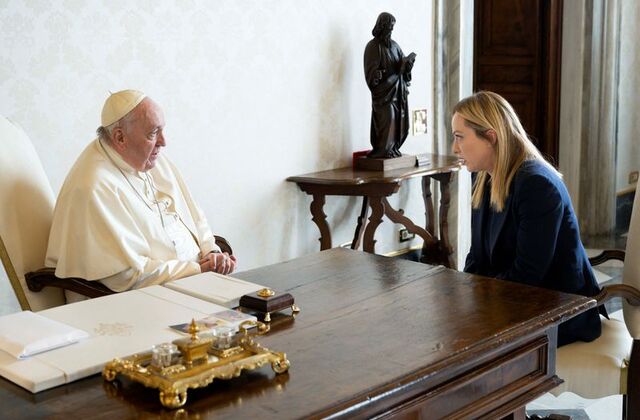 Meloni razgovarala s papom Franjom