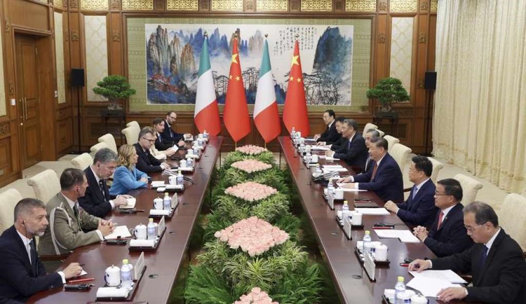 Meloni traži bolje uslove za italijanske kompanije koje posluju u Kini