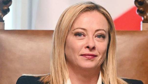 Melonijeva se pokušava distancirati od fašizma