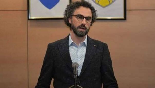 Memišević: 'Četvorka' mi nudila posao i ugovore u zamjenu za podršku