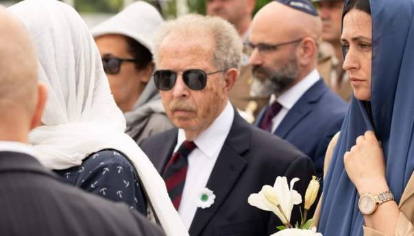 MENACHEM ROSENSAFT - PORUKA SVIJETU IZ SREBRENICE