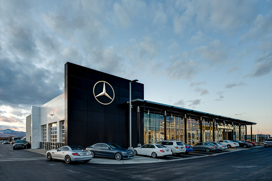Mercedes "časti" 100.000 radnika sa po 6.000 eura