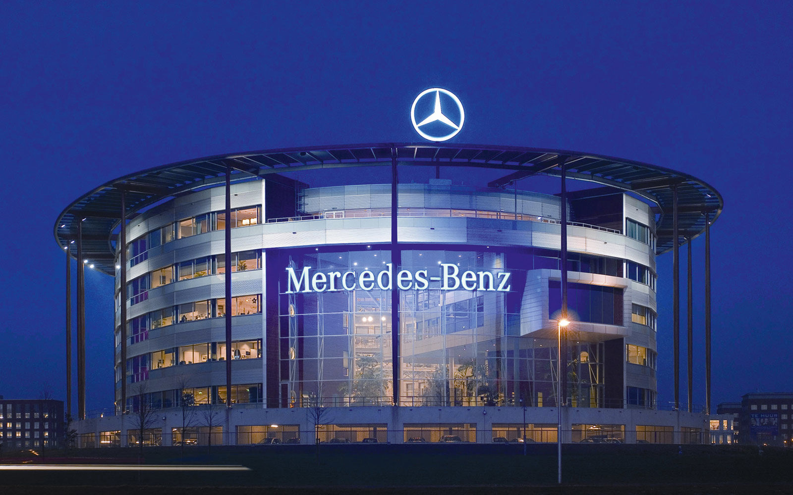 Mercedes gradi najveću fabriku automobila u Mađarskoj