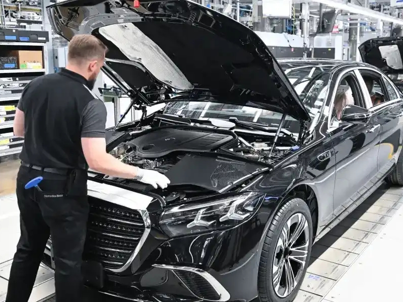 Mercedes zaustavio proizvodnju luksuznih modela zbog nedostatka dijelova