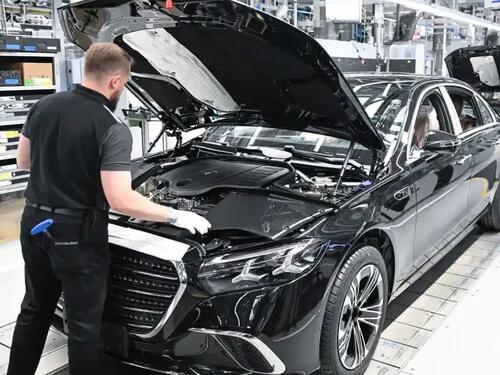Mercedes zaustavio proizvodnju luksuznih modela zbog nedostatka dijelova