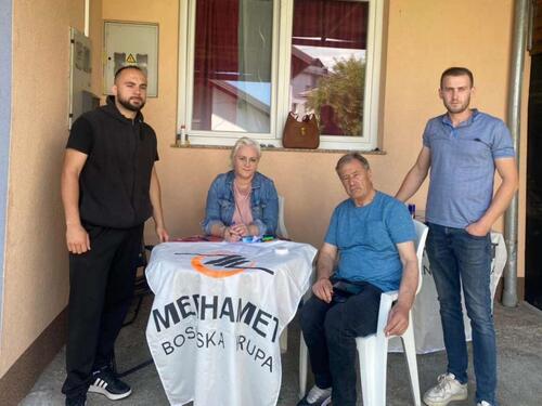 "Merhamet" Bosanska Krupa podijelio kurbansko meso socijalno ugroženim porodicama