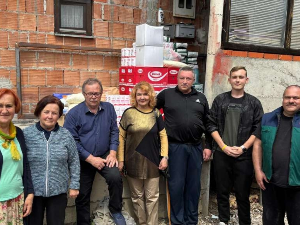 Merhamet pomaže socijalno ugroženim: Humanitarna pomoć stigla u Derventu