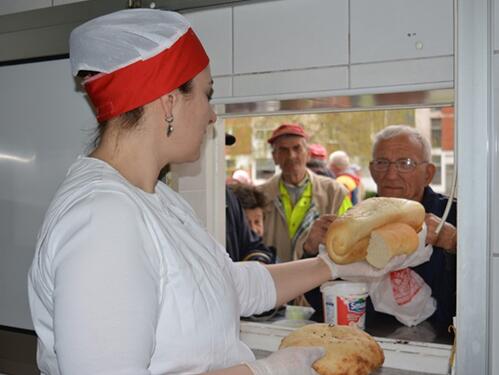 'Merhamet' Švedske i ove godine obezbijedio 76.000 KM za javne kuhinje u BiH