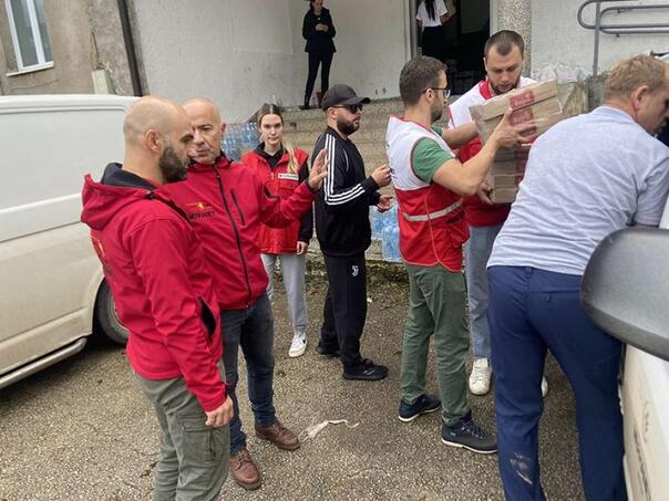 Merhametovi regionalni i osnovni odbori prikupljaju pomoć za stanovništvo ugroženo poplavama