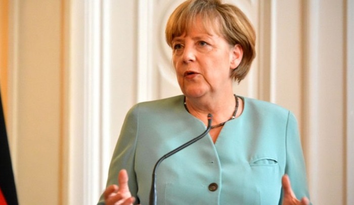 Merkel apelovala: Ovo treba biti tihi Uskrs