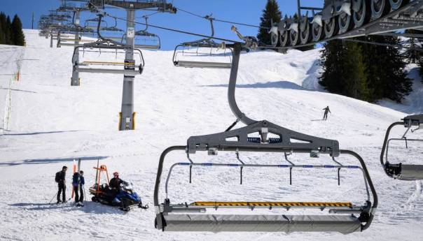 Merkel bi zatvorila sva evropska skijališta; Finska: Ne dolazi u obzir