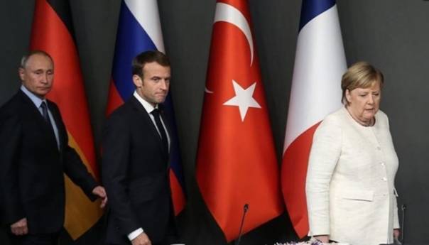 Merkel i Macron pozvali Putina da hitno zaustavi napade u Idlibu