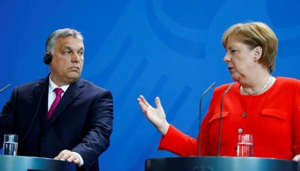 Merkel: Mađarska vizija europske budućnosti je ogroman problem