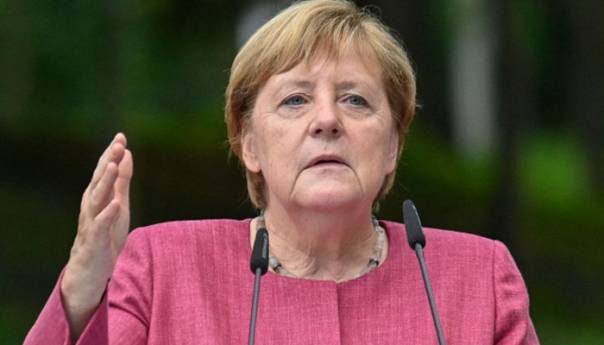 Merkel: Neprihvatljivo da se izbjeglice koriste radi pritiska