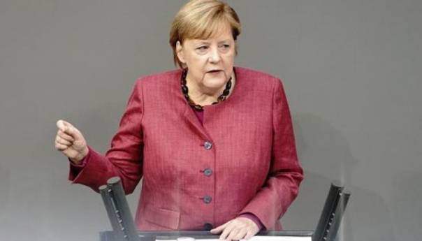 Merkel odbija svaku vladajuću koaliciju sa Strankom ljevice
