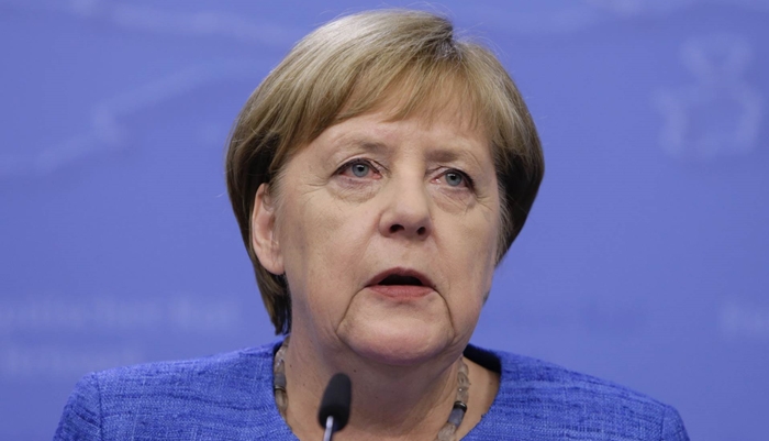 Merkel otputovala u Južnu Afriku i Angolu 