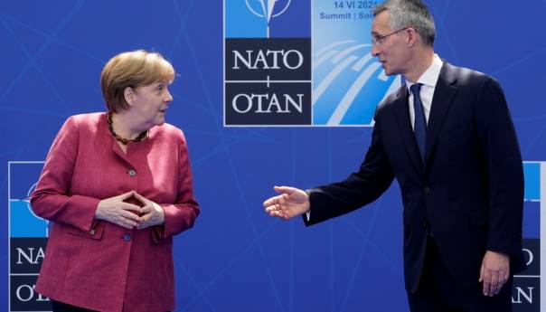 Merkel: Otvoreno novo poglavlje NATO-a sa Bidenom