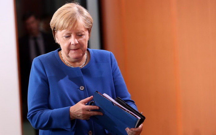 Merkel pozvala na povlačenje stranih plaćenika iz Libije