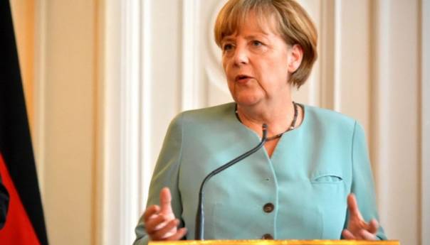 Merkel pozvala na prekid nasilja između Izraela i Palestine