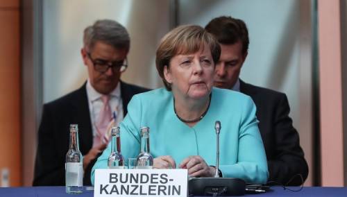 Merkel pozvale Nijemce da i dalje budu na oprezu