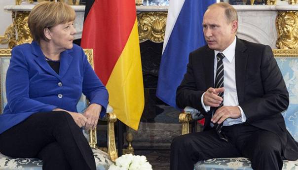 Merkel putuje u Moskvu radi bliskoistočnih napetosti