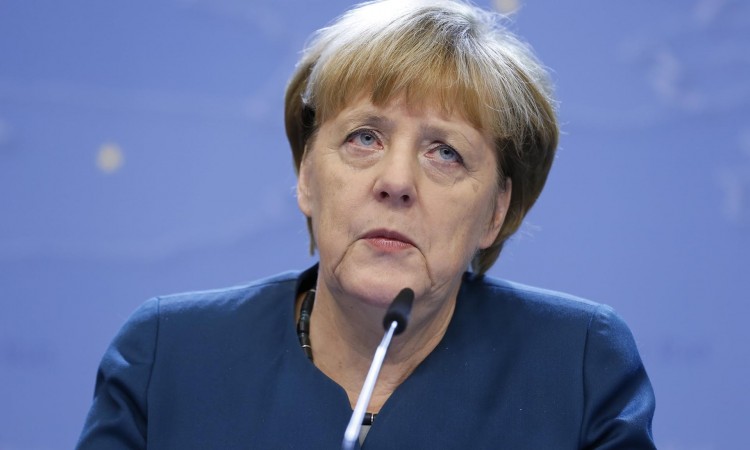 Merkel razgovarala sa Aliyevim i Pashinyanom
