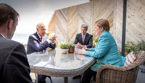Merkel: Razgovori s SAD-om o Sjevernom toku 2 dobro napreduju