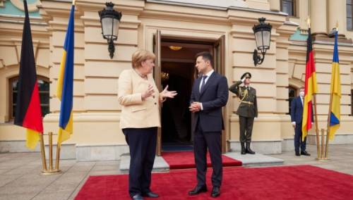 Merkel: Rusija ne smije koristiti plinovod kao oružje