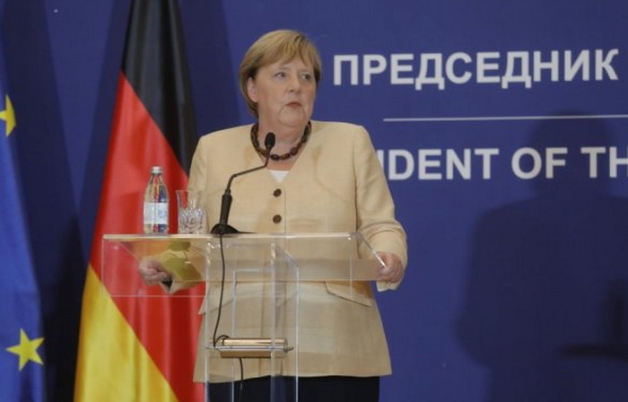 Merkel: S Vučićem o Kosovu, ali i o Bosni i Hercegovini