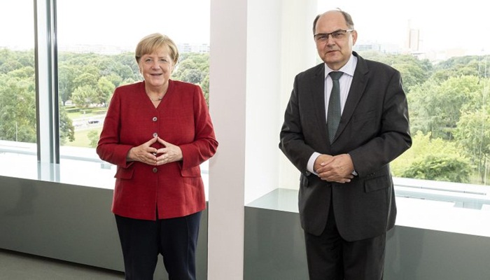 Merkel sa Schmidtom: Puna podrška za obavljanje funkcije
