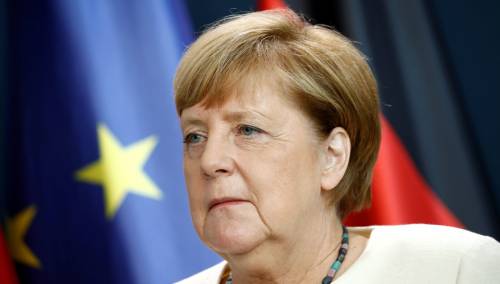 Merkel traži oštrije mjere za suzbijanje koronavirusa