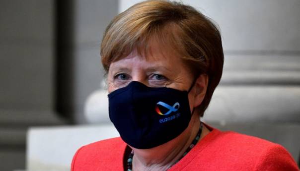 Merkel tvrdi da se trend rasta zaraza može kontrolirati