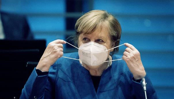 Merkel u njemačkom parlamentu o novim mjerama protiv koronavirusa