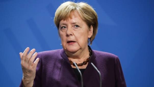 Merkel u parlamentu: U dramatičnoj smo situaciji na početku zimske sezone
